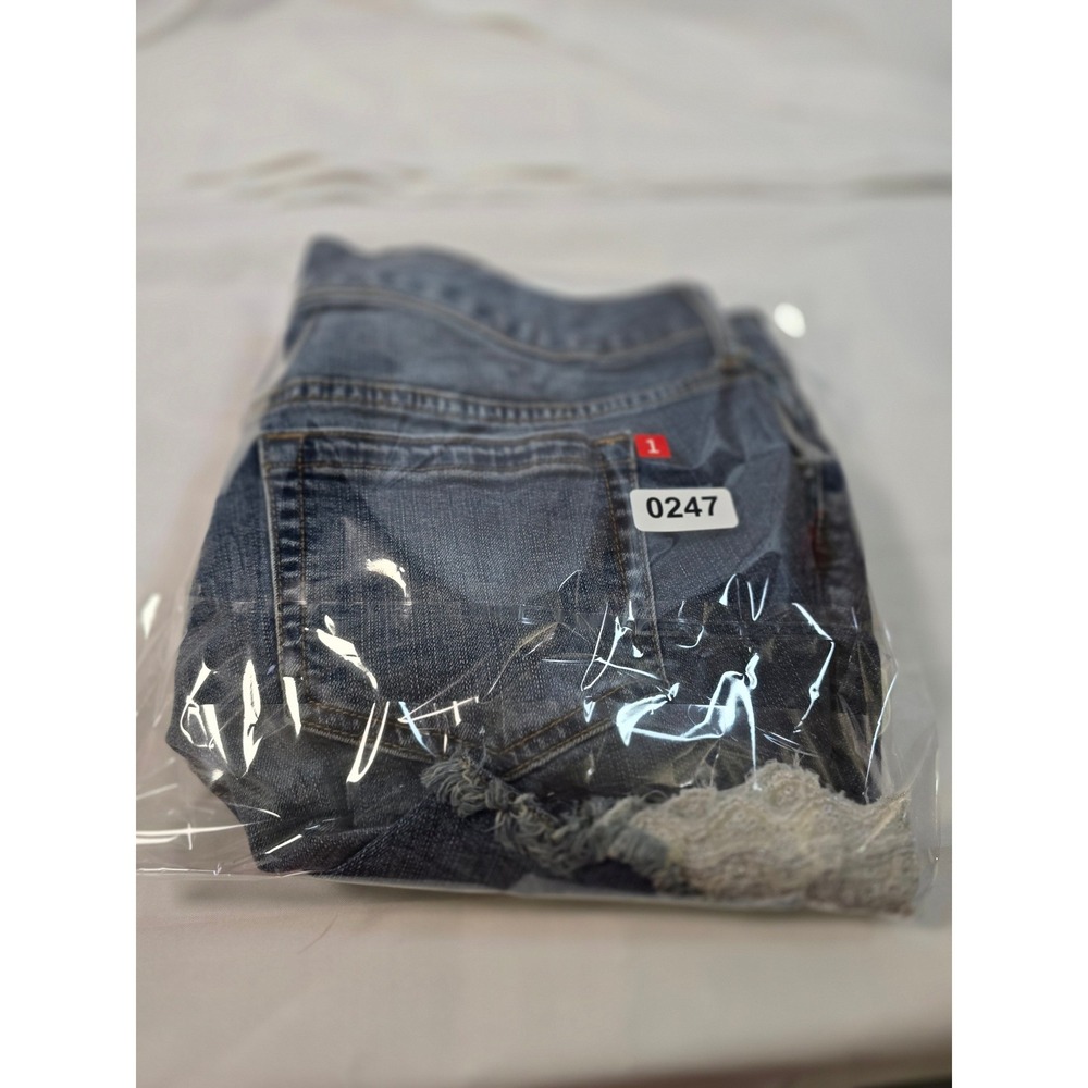 Torrid Denim Womens Size 12 Distressed Lace Trim Raw Hem Jean Shorts Medium Wash - Picture 7 of 7